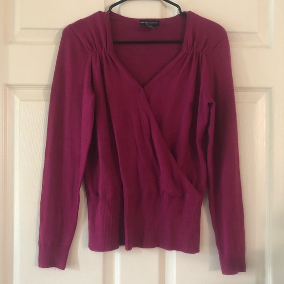New York & Company Sweater - Picture 1 of 4